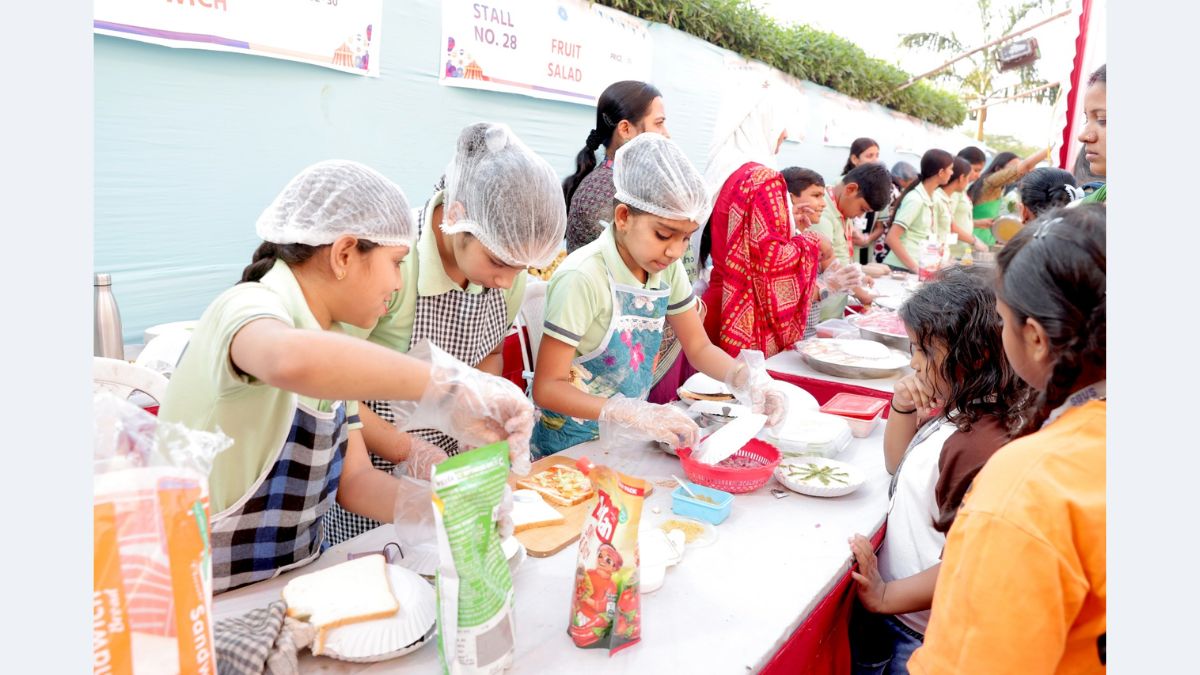 શ્રી ગુરુકૃપા વિદ્યાસંકુલમાં ‘જોય જંકશન’ નો ઉત્સાહભેર આયોજન 2 શ્રી ગુરુકૃપા વિદ્યાસંકુલ